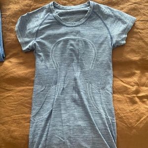 Lululemon softly tech short sleeve shirt